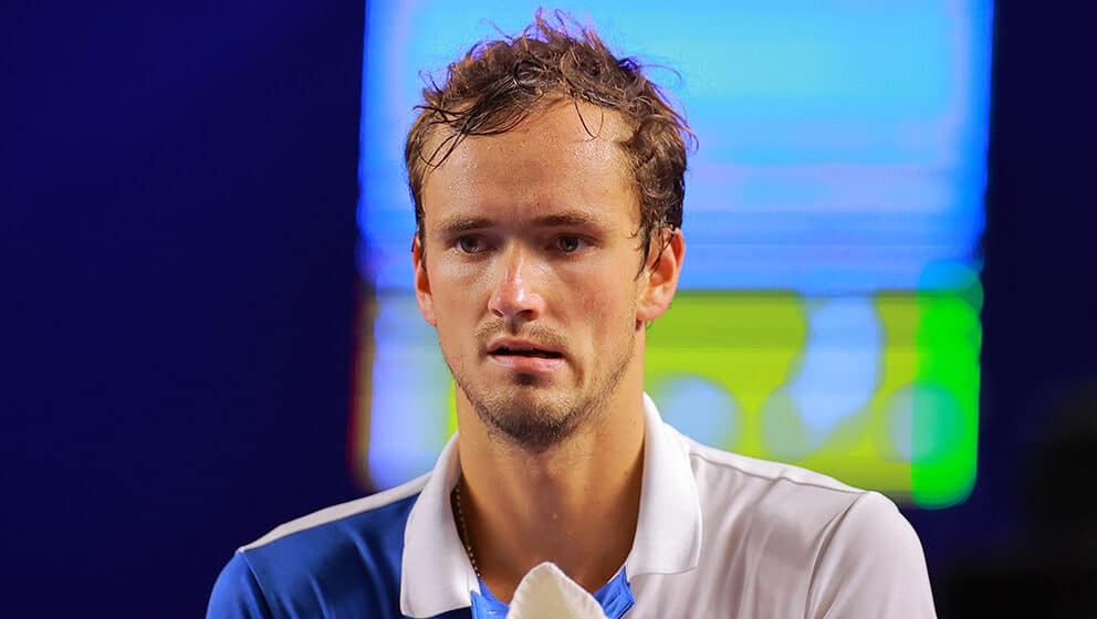 Medvedevu titula u Dohi 1