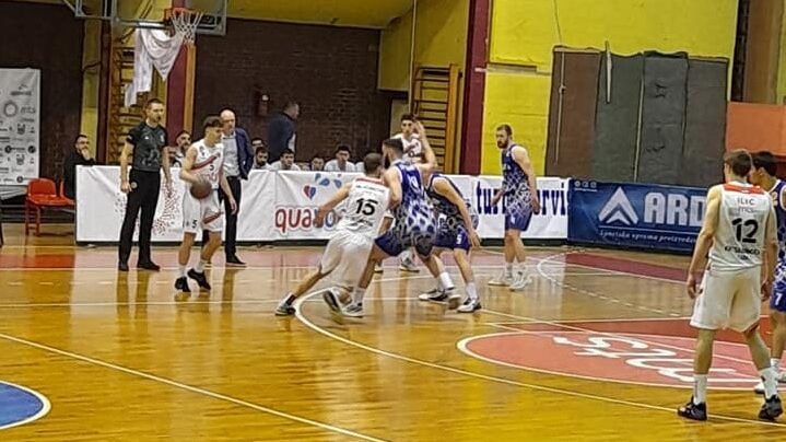 Treći uzastopni poraz košarkaša Slobode 1