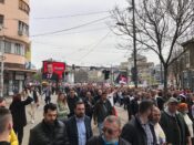 Protest Trg Slavija, prosvetari , pijačari, Pijačni prodavci, preduzetnici i turistički radnici Nezadovoljni pijačni prodavci pred Predsedništvom, poručuju "može sve - kase ne" (VIDEO, FOTO) 16