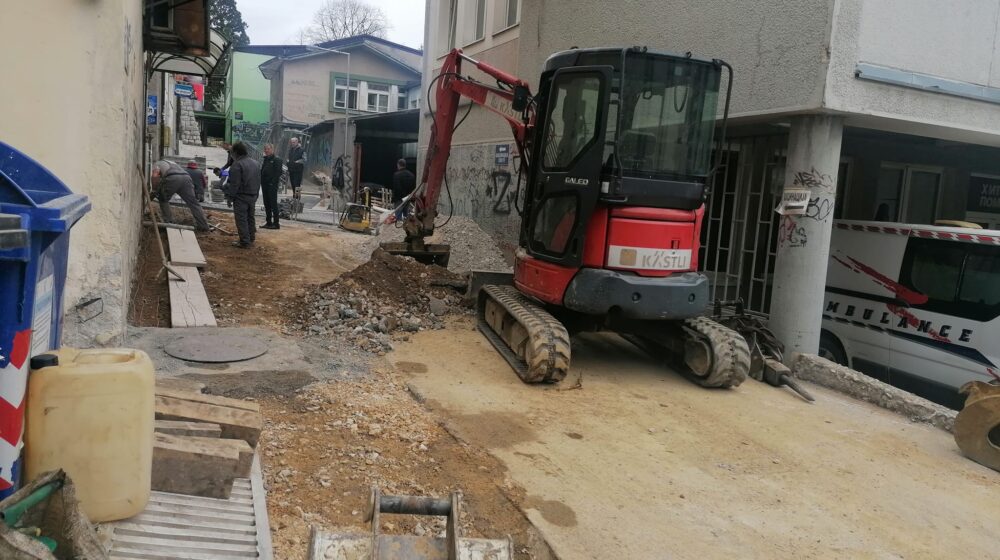 Još tri dana do izbora: U Užicu nova parkirališta, asfaltiranje ulica i puteva, uređenje javnih površina (FOTO) 1