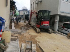 277720752_141760101692240_1355161157745946120_n Još tri dana do izbora: U Užicu nova parkirališta, asfaltiranje ulica i puteva, uređenje javnih površina (FOTO) 4