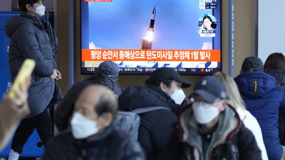 SAD: Severna Koreja testira nov sistem interkontinentalnih raketa 1