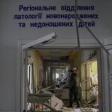 Rusija tvrdi da je napad na porodilište u Marijupolju insceniran 2