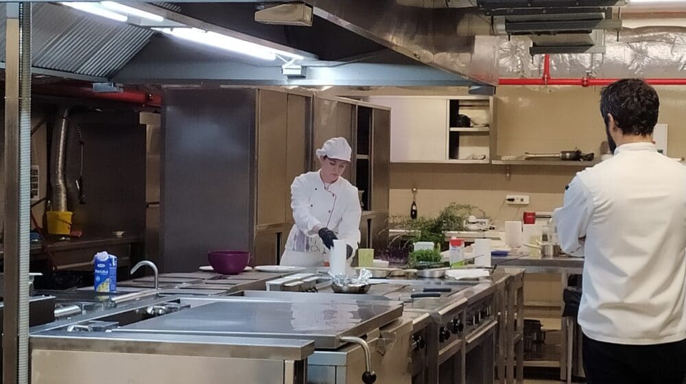 Učenica iz Bogatića osvojila zlato na Republičkom tamičenju iz kuvarstva 1