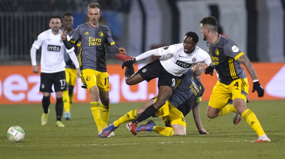 Težak poraz Partizana od Fejenorda 1