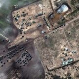 Satelitski snimci: Ruski konvoj od 64 kilometra se približava Kijevu (FOTO) 4 Satelitski snimci: Ruski konvoj od 64 kilometra se približava Kijevu (FOTO) 4