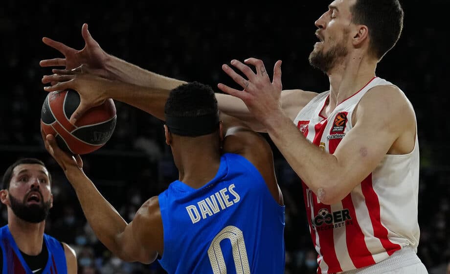 Košarkaši Crvene zvezde izgubili od Barselone 1