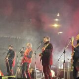 "Bajaga i instruktori" održali besplatan osmomartovski koncert u Nišu, na bini nije bilo stranačkih obeležja 2