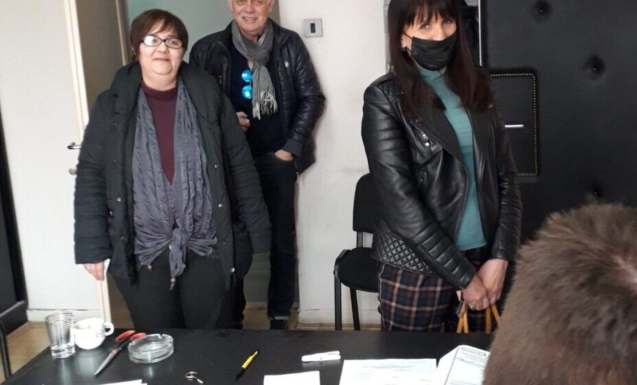 U kragujevačkom DS-u danas nastavljeno prikupljanje potpisa za listu Zdravka Ponoša 1