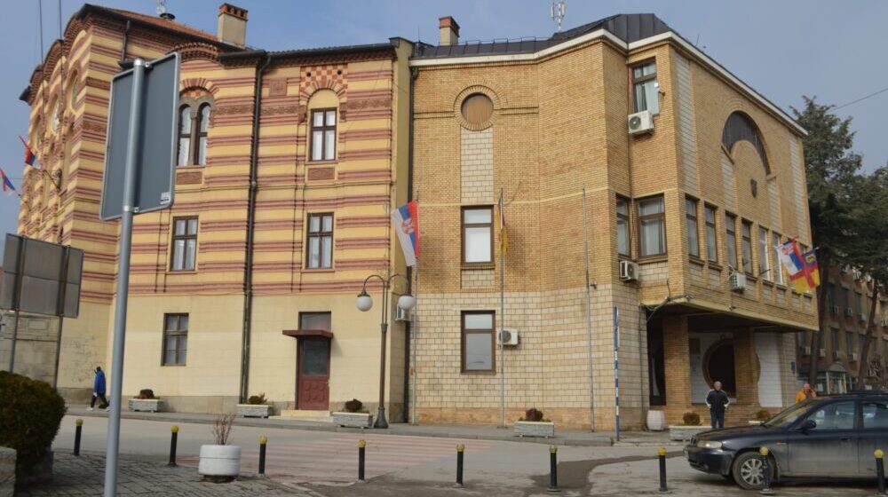 Dok građani skupljaju novac za Vukana: Ko sve stoji iza „socio-humanitarnih organizacija“ koje dobijaju novac iz budžeta Vranja 1