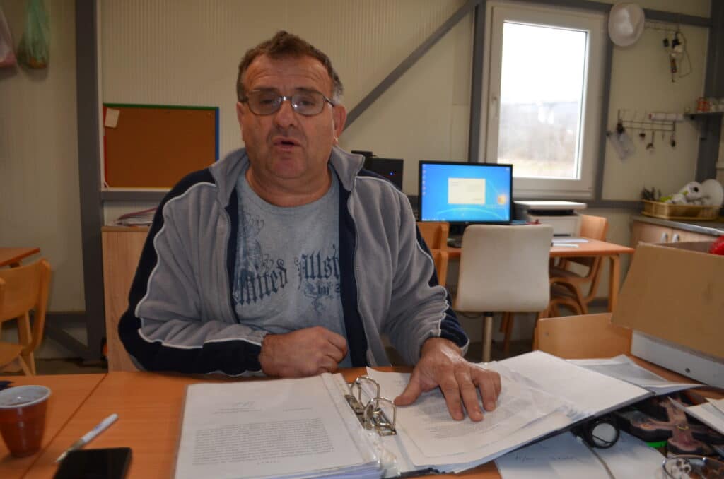 Krivična prijava protiv predsednika opštine Vladičin Han koji tvrdi da ima sve dozvole za poslovno-stambeni objekat 3