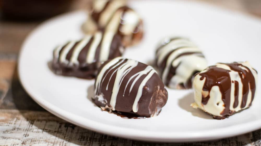 Recept: Čoko punjene urme  1