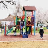 U Kragujevcu rekonstruisano dečje igralište na Pivari 8