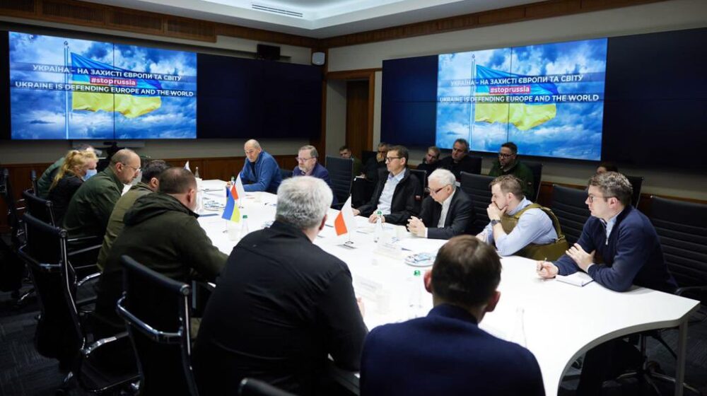 Premijeri Poljske, Češke i Slovenije stigli u Kijev da podrže Zelenskog (FOTO) 1