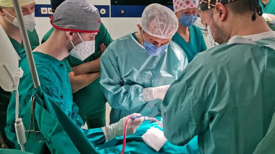 Urađena prva operacija na novootvorenom Institutu za kardiovaskularne bolesti "Dedinje 2" 1