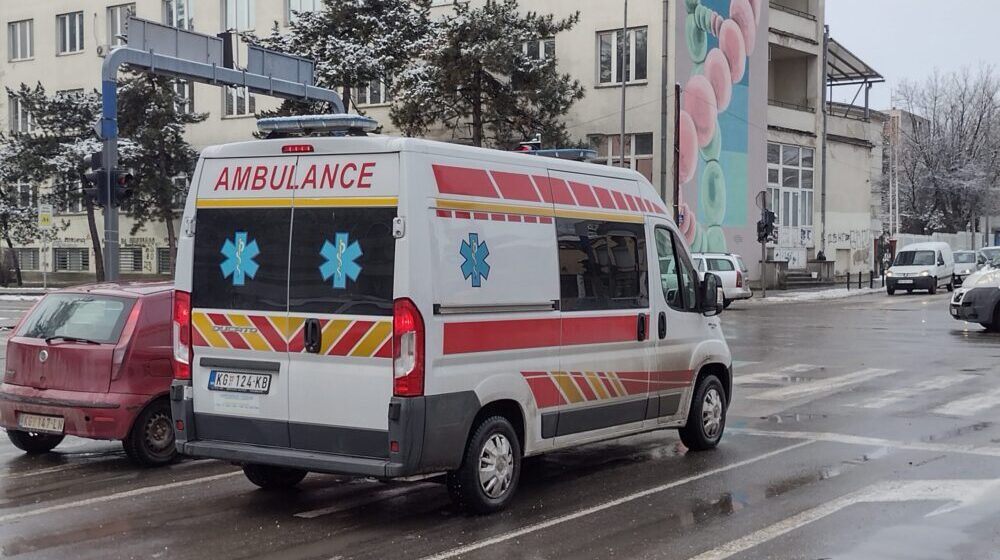 Kragujevačka Hitna pomoć intervenisala zbog pada sa motora u Tanaska Rajića 1