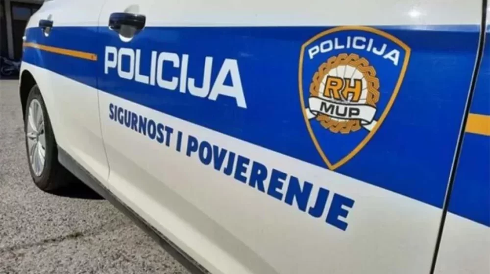 U sudaru minibusa i teretnog vozila u Hrvatskoj povređeno 15 osoba 1