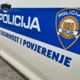 U sudaru minibusa i teretnog vozila u Hrvatskoj povređeno 15 osoba 2