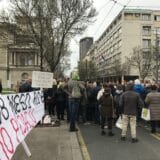 Pijačni prodavci se razišli: Niko im se nije obratio iz Predsedništva 8