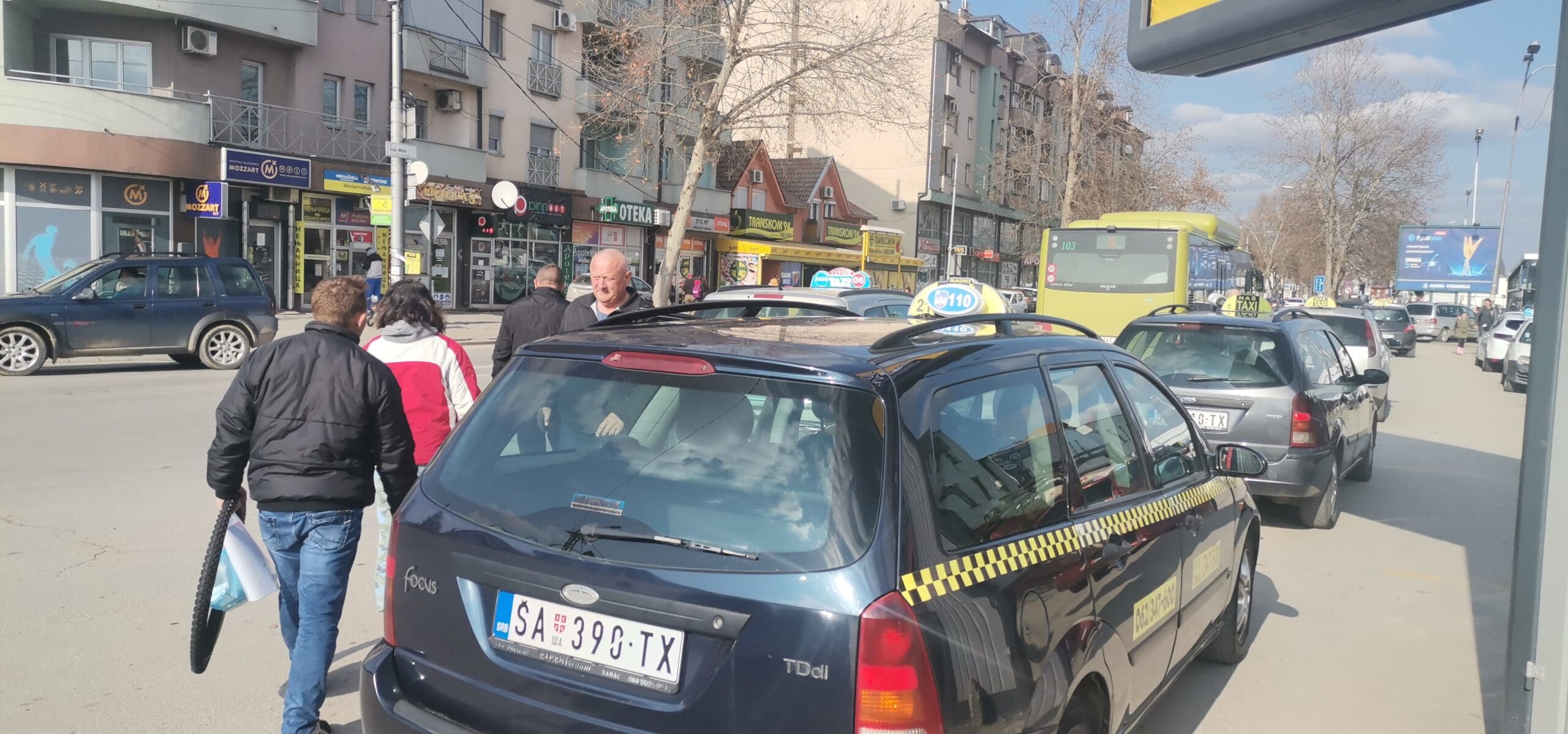 Dvadesetogodišnjak napao taksistu u Šapcu 2 Dvadesetogodišnjak napao taksistu u Šapcu 2