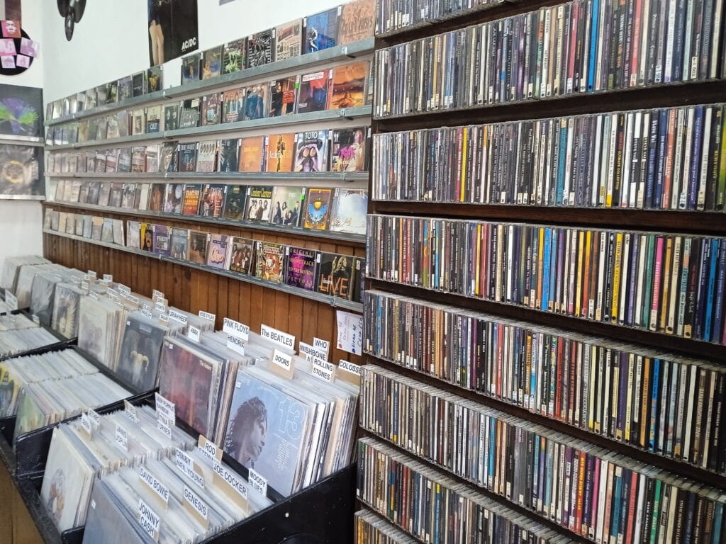 Subotičani se vraćaju gramofonskim pločama 3 Subotičani se vraćaju gramofonskim pločama 24