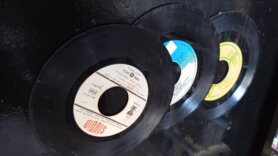 Jedina prodavnica gramofonskih ploča u Subotici Subotičani se vraćaju gramofonskim pločama 17