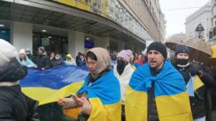 Na Trgu republike održan skup podrške Ukrajini, sa druge strane Sima Spasić i Levijatan 2