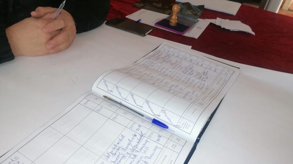 Užice: Prikupljanje potpisa za Narodnu inicijativu protiv eksploatacije litijuma i bora 1