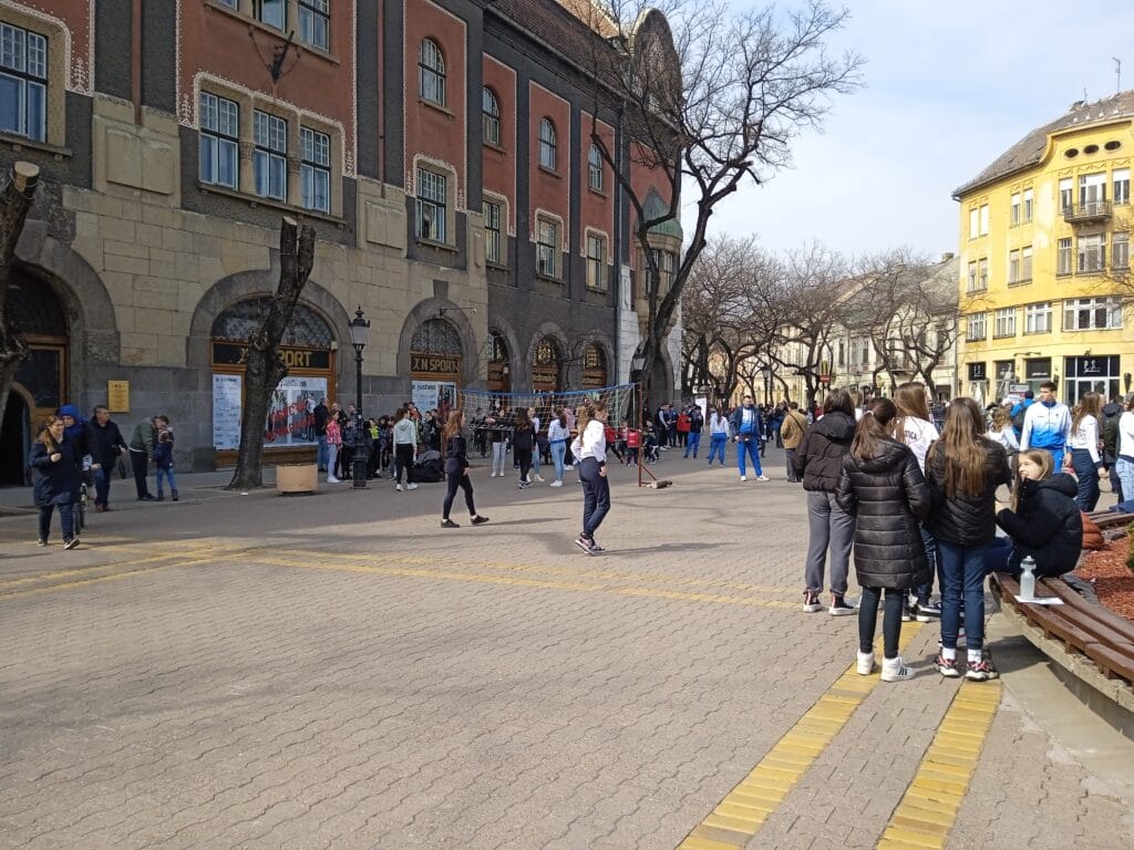 Sportski dan u Subotici: Mladi jedva dočekali da se predstave i druže 2 Sportski dan u Subotici: Mladi jedva dočekali da se predstave i druže 2