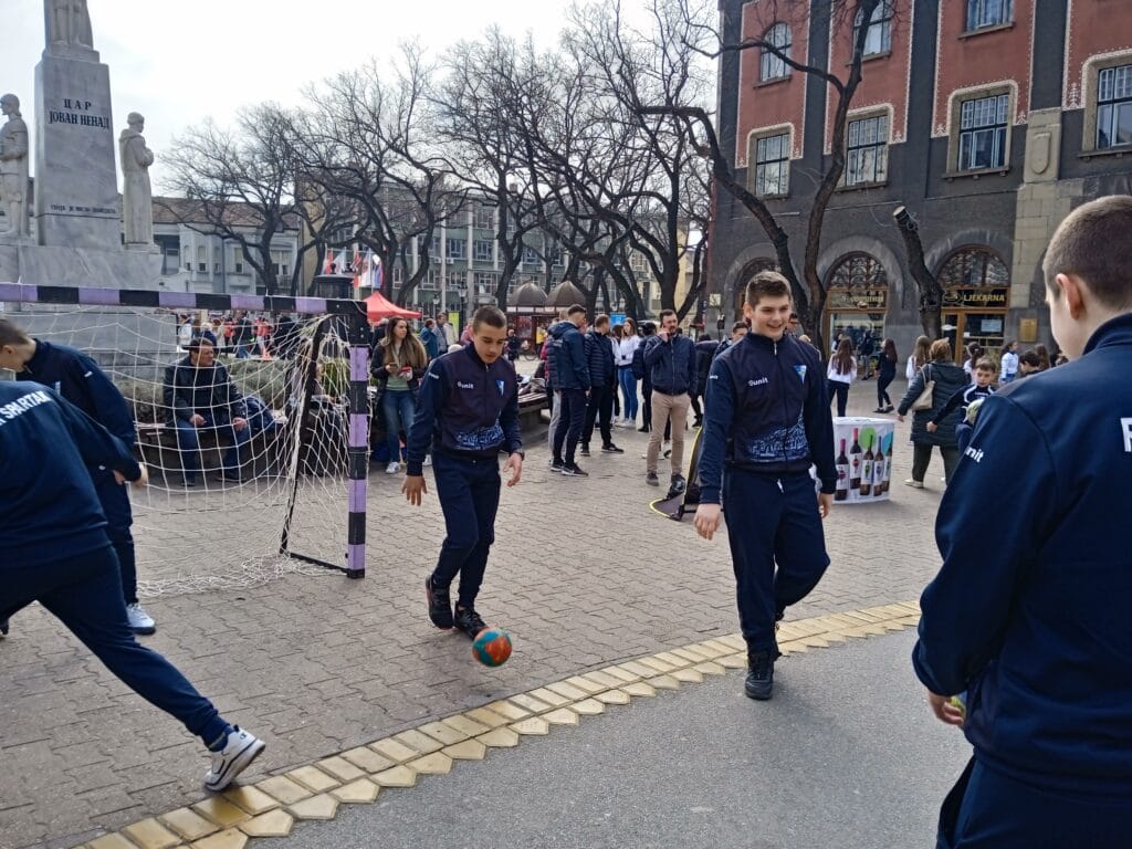 Sportski dan u Subotici: Mladi jedva dočekali da se predstave i druže 3 Sportski dan u Subotici: Mladi jedva dočekali da se predstave i druže 3