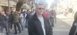 Proizvođači mleka prvo su se prekrstili pa onda prosuli količine koje su doneli u šabačku kanalizaciju 5 Proizvođači mleka prvo su se prekrstili pa onda prosuli količine koje su doneli u šabačku kanalizaciju 5