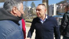 Užice: Za Vučićev dolazak novi asfalt umesto crvenog tepiha (FOTO) 8