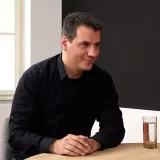 Smenjen predsednik opštine Topola, opozicioni naprednjaci glasali „za“ 9