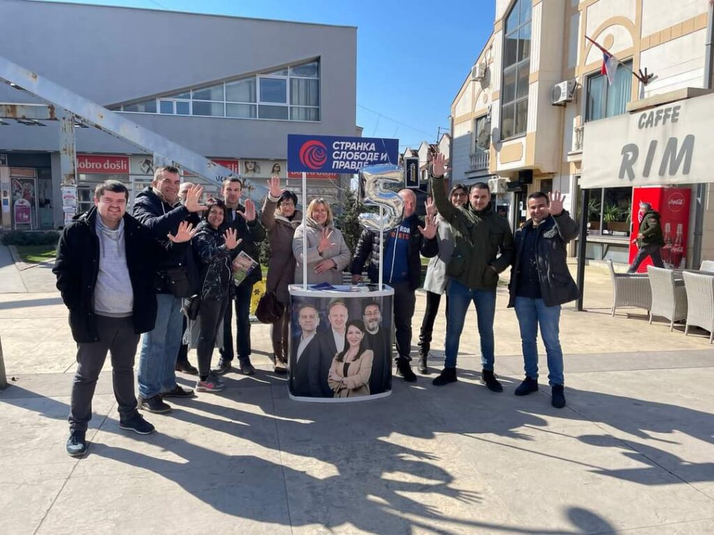 Smederevska Palanka: Vlast „naoružana” parama, opoziciji preostali pijačni dani 5