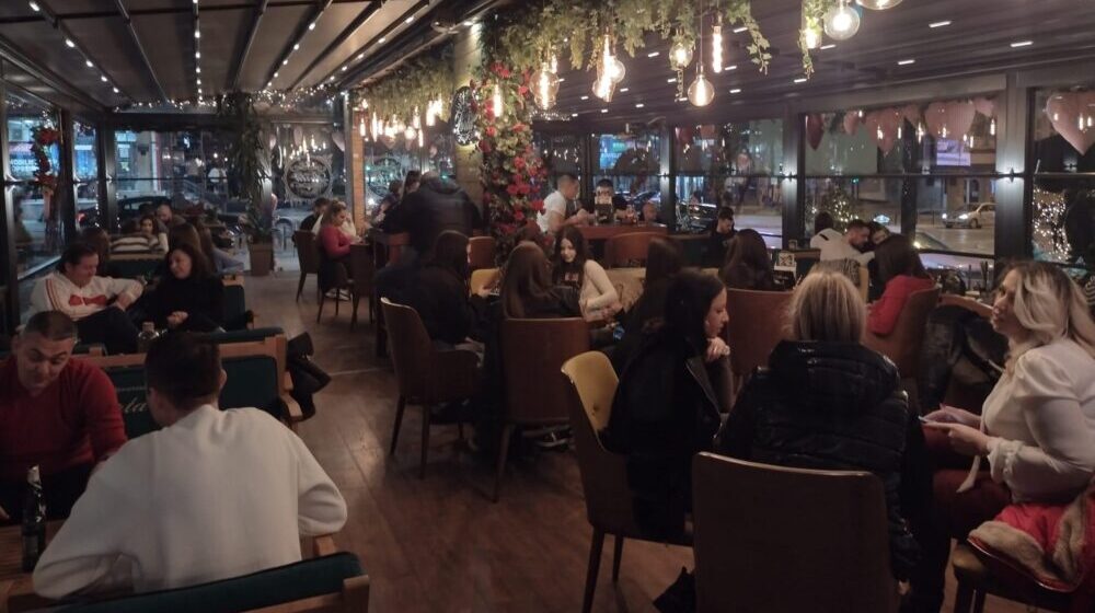 Ukidanje kovid propusnica: Doviđenja do sledećeg prokuženja 1