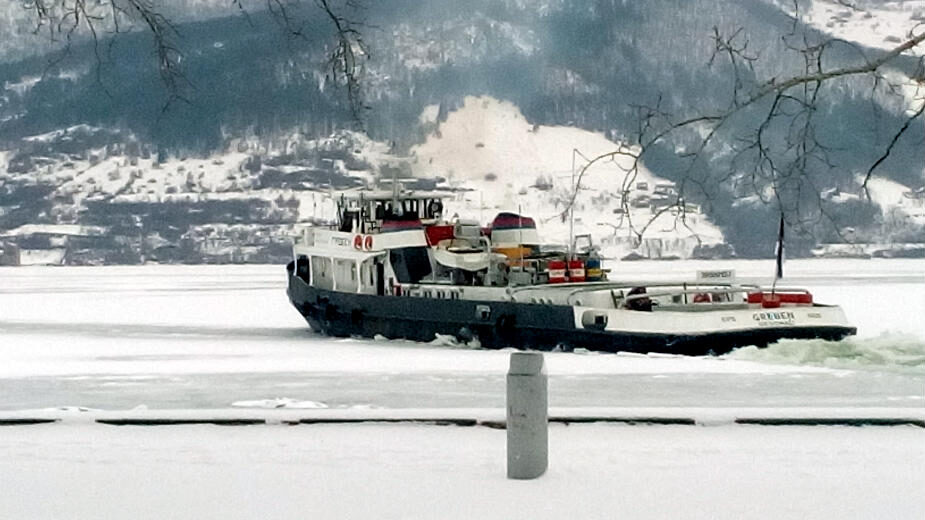 Kladovo: Završeno zimsko dežurstvo ledomolca “Greben” 1