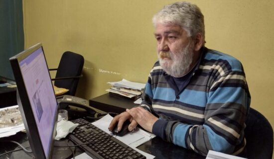 Kragujevački novinari pokrenuli akciju „Solidarno za Miroslava Jovanovića” 16