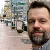 U SAD svi imaju osećaj da nikad nisu dovoljno učinili, u Srbiji se spoji "kraj s krajem" i ode na kafu 5