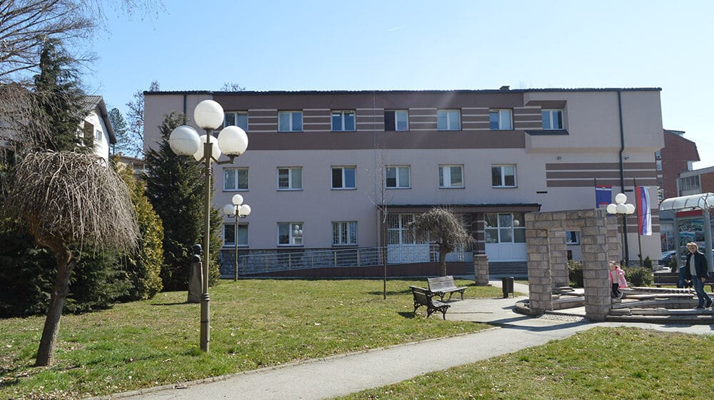 GG" Narodni pokret Dragačeva obustavio prikupljanje potpisa: Vlast u Lučanima pretvorila je izbore u referendum sile 1