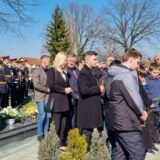 U Prijedoru sahranjen ubijeni načelnik Radenko Bašić 4