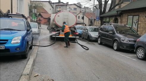 Staza kod OŠ "Nada Matić"/Foto: Ana Milošević/Danas Još tri dana do izbora: U Užicu nova parkirališta, asfaltiranje ulica i puteva, uređenje javnih površina (FOTO) 5