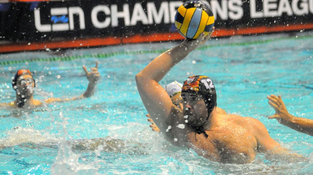 Humanitarni derbi Lige šampiona Radničkog i Jadrana, sav prihod za lečenje Srđana Plavšića 1