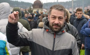 Protivnici nošenja zaštitnih maski posećivali užičke škole, što je uznemirilo deo učenika i njihovih roditelja 3 Protivnici nošenja zaštitnih maski posećivali užičke škole, što je uznemirilo deo učenika i njihovih roditelja 3