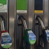 Poljski Senat zbog Rusije blokirao prodaju benzinskih pumpi mađarskom MOL-u 12