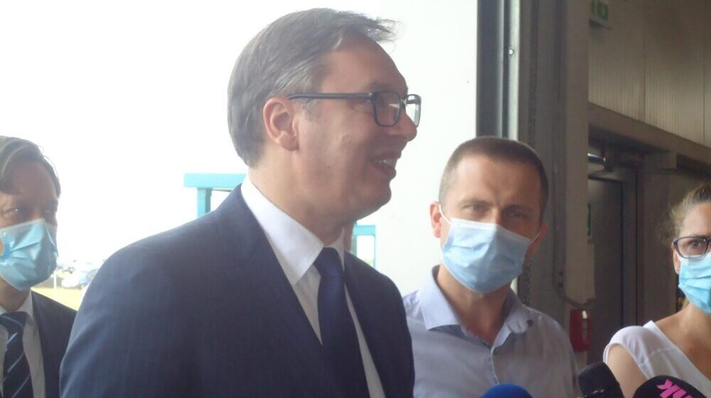 „Lajavac” najavljuje subotnji Vučićev miting u Kragujevcu 1