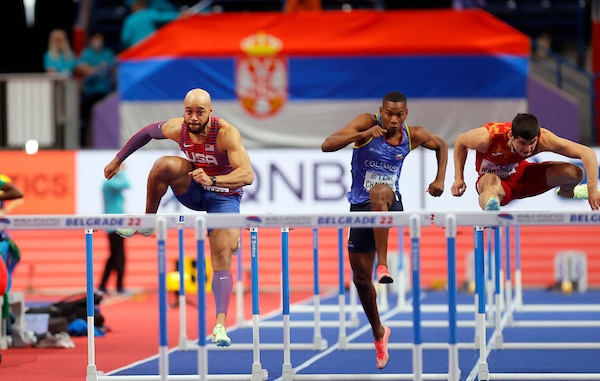 Holovej izjednačio (svoj) svetski rekord 1