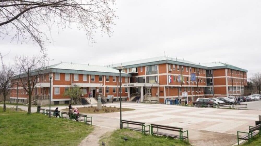 Bor: Kovid 2 ambulanta prestaje da radi u ponedeljak, građani koji imaju simptome korone biće pregledani u "Rudaru" 1