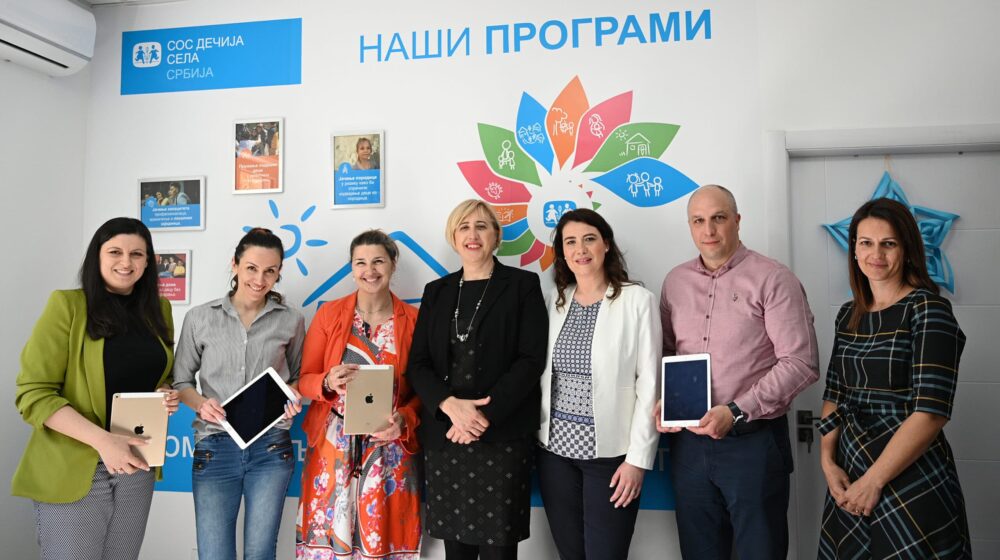 SOS Dečija sela Srbija dobila Ipad uređaje za pohađanje online nastave 1