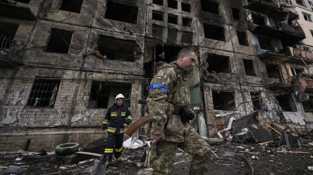 napad na stambenu zgradu kijev ukrajina