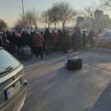 Inspekcija zatvorila niški buvljak: Prodavci blokirali saobraćaj, tvrde da sve rade legalno kako bi prehranili porodice 11